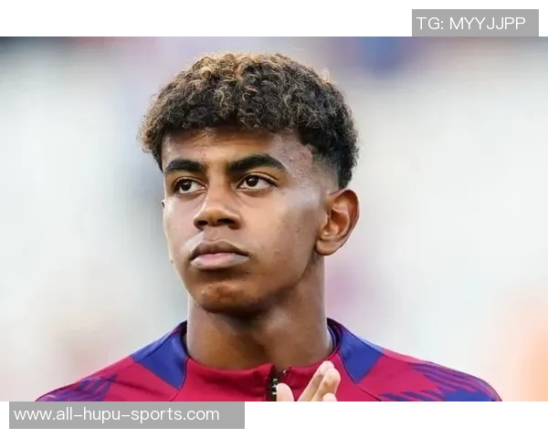 塞尔电台:亚马尔因背部不适缺席巴萨周六训练 塞尔电台:亚马尔因背部不适缺席巴萨周六训练