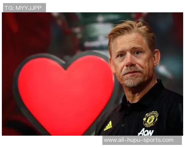 舒梅切尔谈阿诺德被球迷嘘：这不对，他应该受到球迷们的欢迎