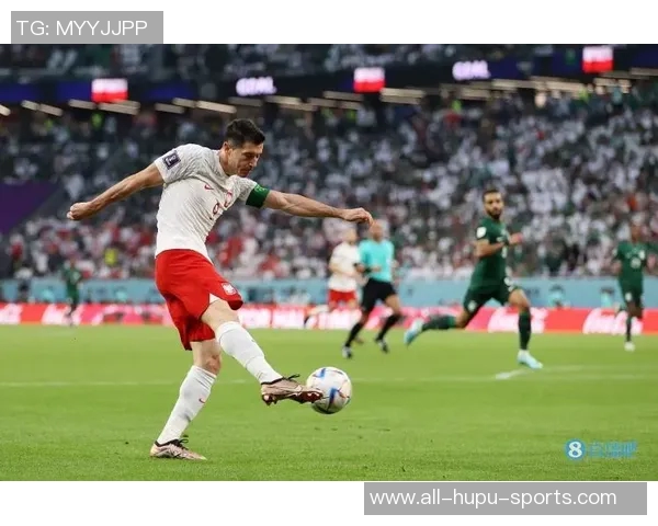 莱万状态全面回归，誓用进球助力球队冲击荣誉