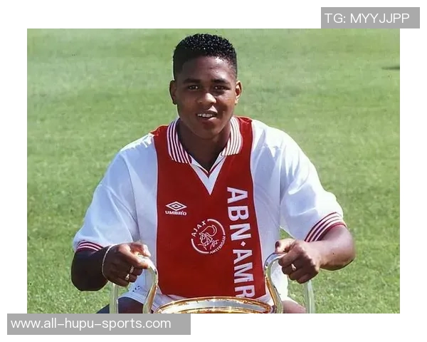 虎父无犬子，一周之内克鲁伊维特的三个儿子都进球了