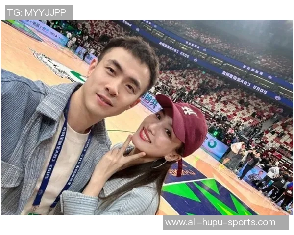 辽宁队合奏CBA最美交响赵继伟化身乐队指挥家